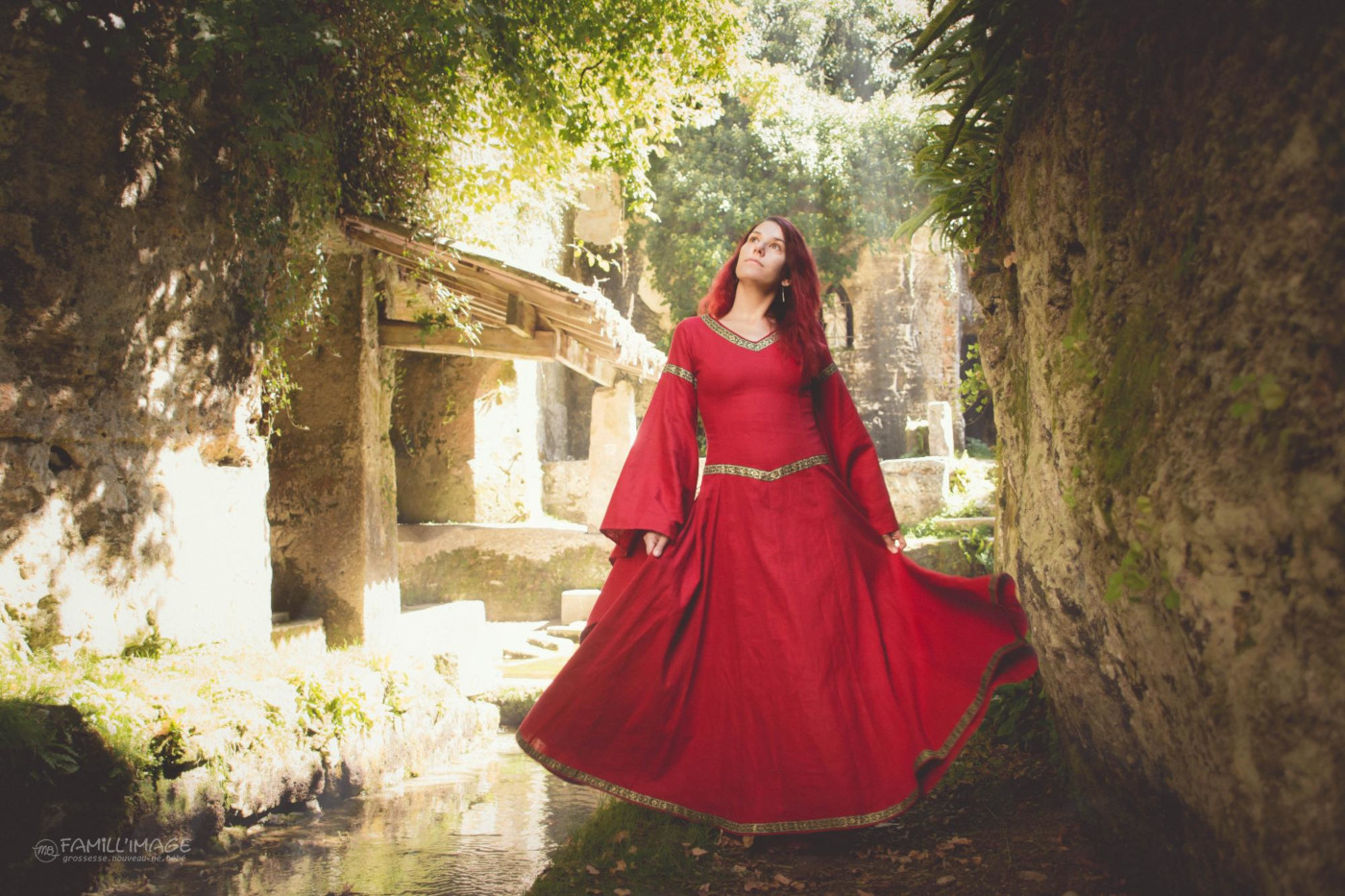 Robe en lin rouge lacée au dos, Myriam